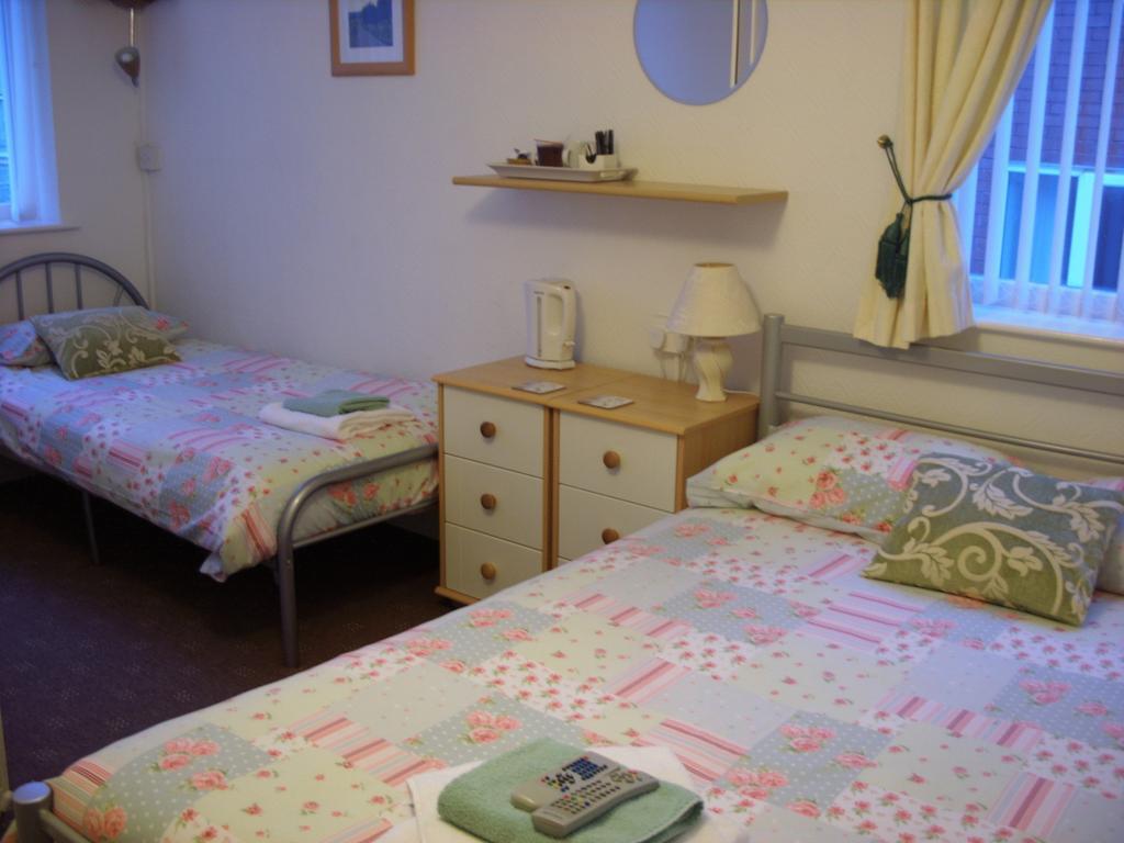 The Croydon 3*